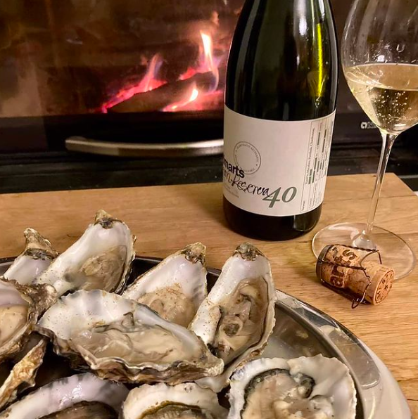 CavaDay_23April's tweet photo. Oyster is great with champagne, but have you tried it with cava? Try it on Cava Day – 23 April! https://t.co/EltCAjfohE