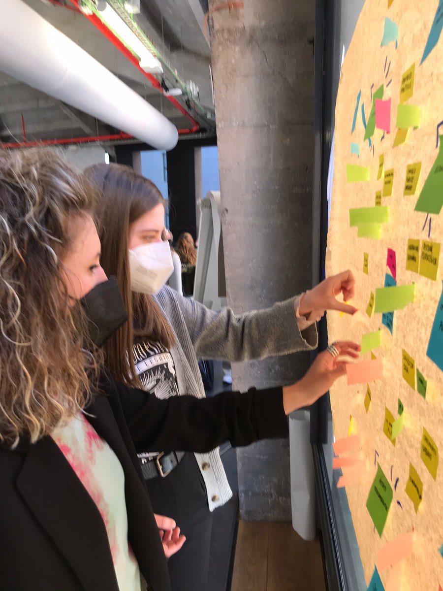ETSIDI_UPM's tweet photo. Seguimos en @MedialabPrado con @maqsdesign y @2021Aps estudiantes de la @ETSIDI_UPM que participan en el taller de desarrollo de proyectos #MadBlueLab definiendo la búsqueda de caminos que moldeen un futuro mejor 🌍 #Colaboración #Bienestar #Innovación #Industria @osantossopena https://t.co/RkeiyTcYp2
