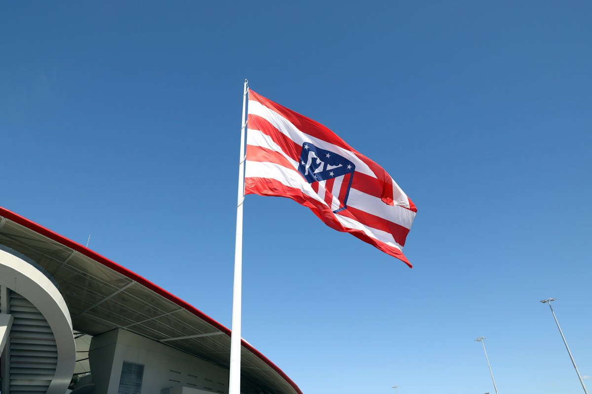 livescore's tweet photo. BREAKING: Atletico Madrid have officially withdrawn from the European Super League 🔴⚪️
#AtleticoMadrid #TheESL #EuropeanSuperLeague https://t.co/Ze4JcmgBs0