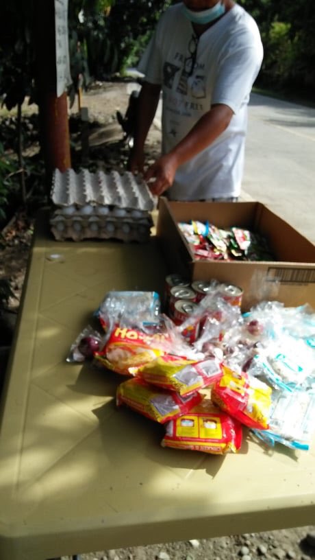 royaugust's tweet photo. COVID19 survivor joins Community Pantry A Covid 19 (symptomatic) survivor from Bindoy who was confined at the NOPH COVID ward last August 2020 shared his blessings to everyone. Accordingly, He initiated this program to thank God and everyone who prayed for his healing.FZ Notarte https://t.co/tkCrYTTnPR