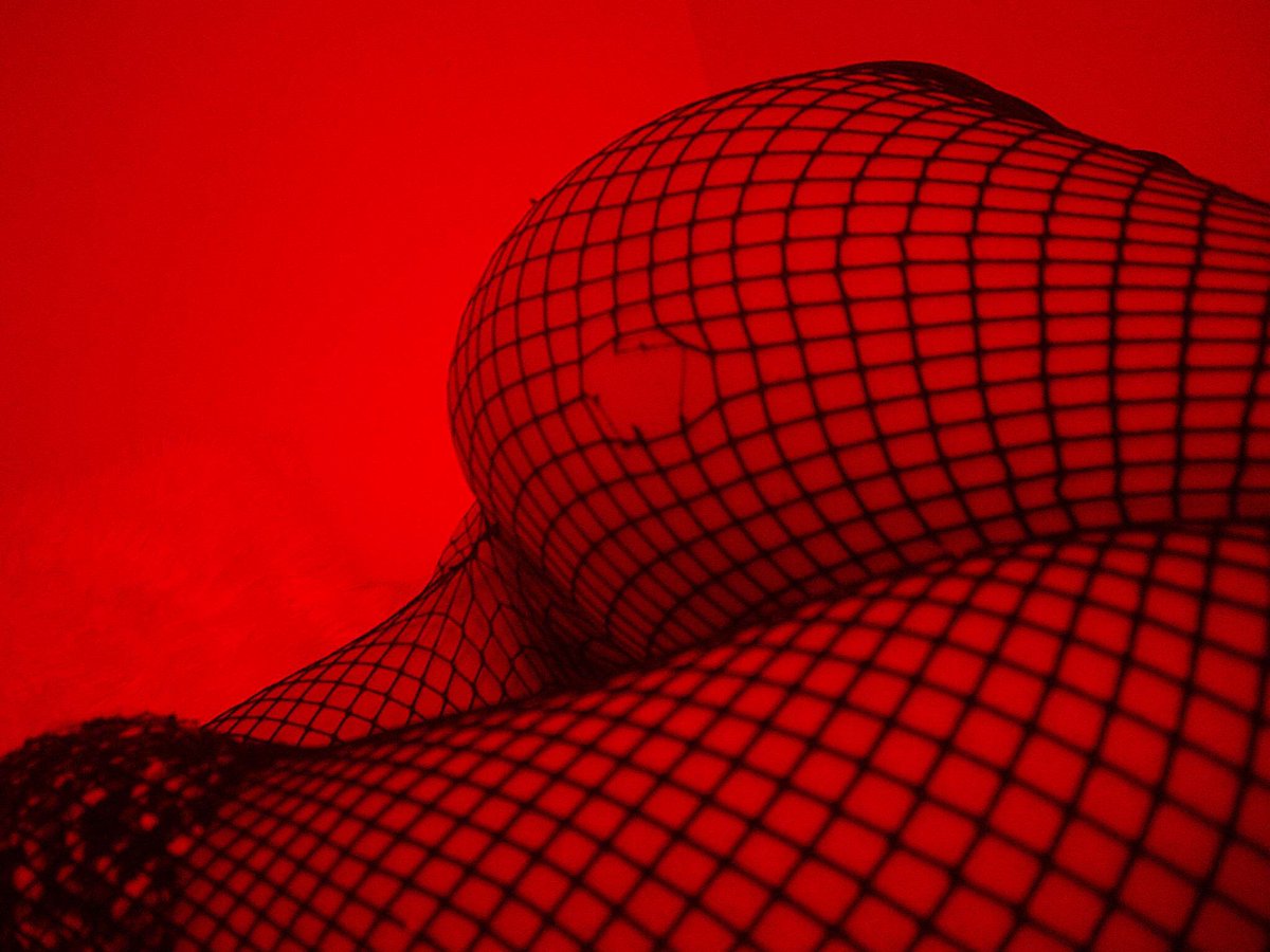 ZaraRaeXx's tweet photo. take a seat, it’s gunna get wild 🌹😈

@StrictlyModels @adultworkgroup @strictlyXXXcom @DirtyDevilxxxx @Cammi_Cams #nsfw #camgirl #webcammodel #stream #sexy #model #adultcontent #18pluscontent #FolloForFolloBack #freaksonly https://t.co/aAz9T2fdCA