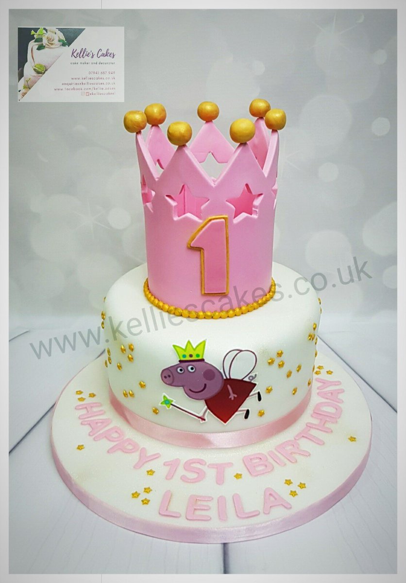 Princess crown for a 1 year old princess.  #cakeoftheday #homebakers #cakeprincess #themedcakes #cakesforgirls #chocolatesponge #ediblecrowntopper #celebratewithcake #1stbirthday #1stbirthdaycakes #birthday #gantshill #cakebaker #princesscake #bakingfromscratch #cakespiration