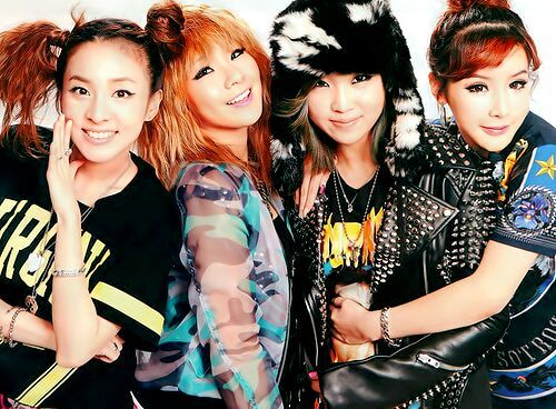 2NE1Achievement's tweet photo. #2NE1 surpassed 1,220,000,000 streams on MelOn they still one of the most streamed girl groups on the platform. https://t.co/vzLnyscdrY