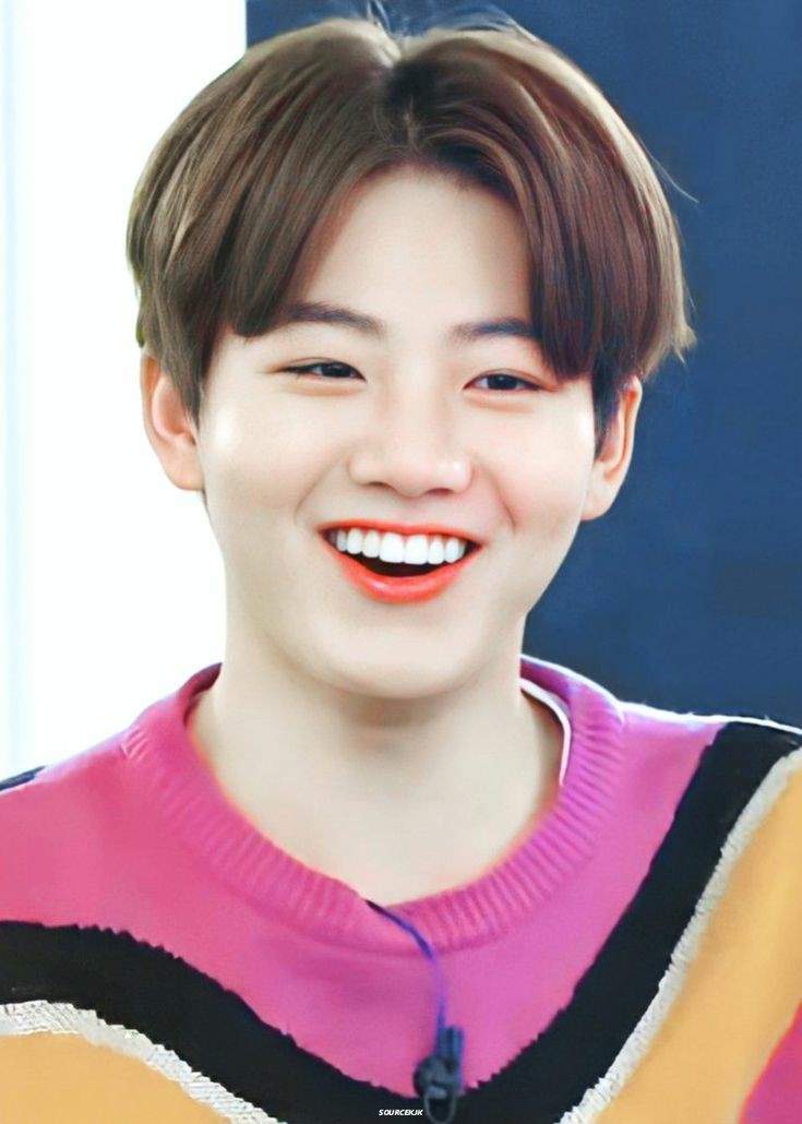 RANA98132967's tweet photo. @heheytyeosang Kim Junkyu beyefendisi https://t.co/rn6zWdXnnF