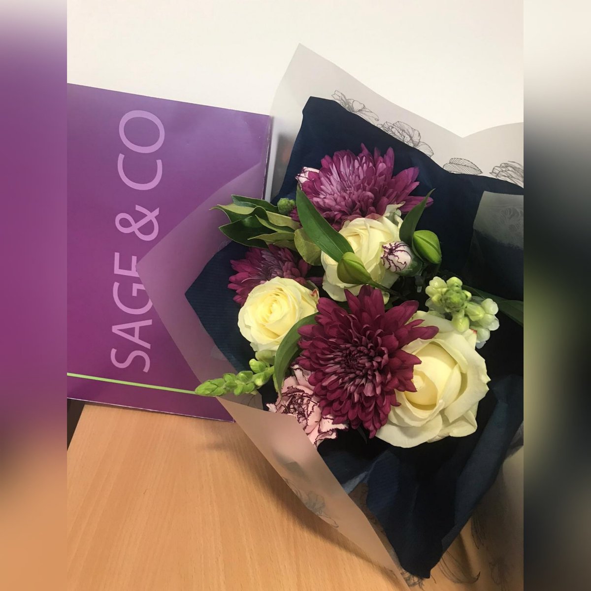 💐ANOTHER beautiful gift delivered to our Cwmbran office this morning - Matching our colour scheme too! 💐

💥Completions are flying in this week! 💥

Thank you ever so much for your lovely gift, and we really do hope you settle in well into your beautiful new home! 💜🏡