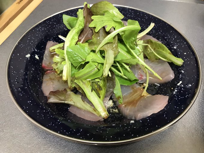 この前の
5キロクラスのカンパチはかなり食える
食糧不足が一気に解消した

大型のアジは、3、4日おいた方が美味しいね
しっかり血抜きされていれば 