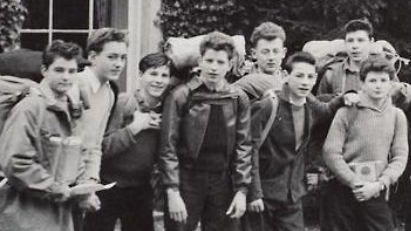 RobertElms's tweet photo. We've received a clearer image of the photo of the first @DofE expedition just before they set off from @WoodrowHH in 1957. Are you in the photo or do you recognise one of the boys who took part? Let us know 0800 731 2000📞 And come on air @BBCRadioLondon https://t.co/J9SB96kVfP