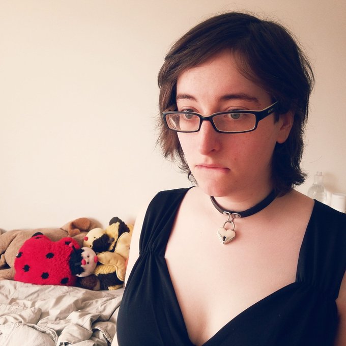 BoringKate’s pics and videos