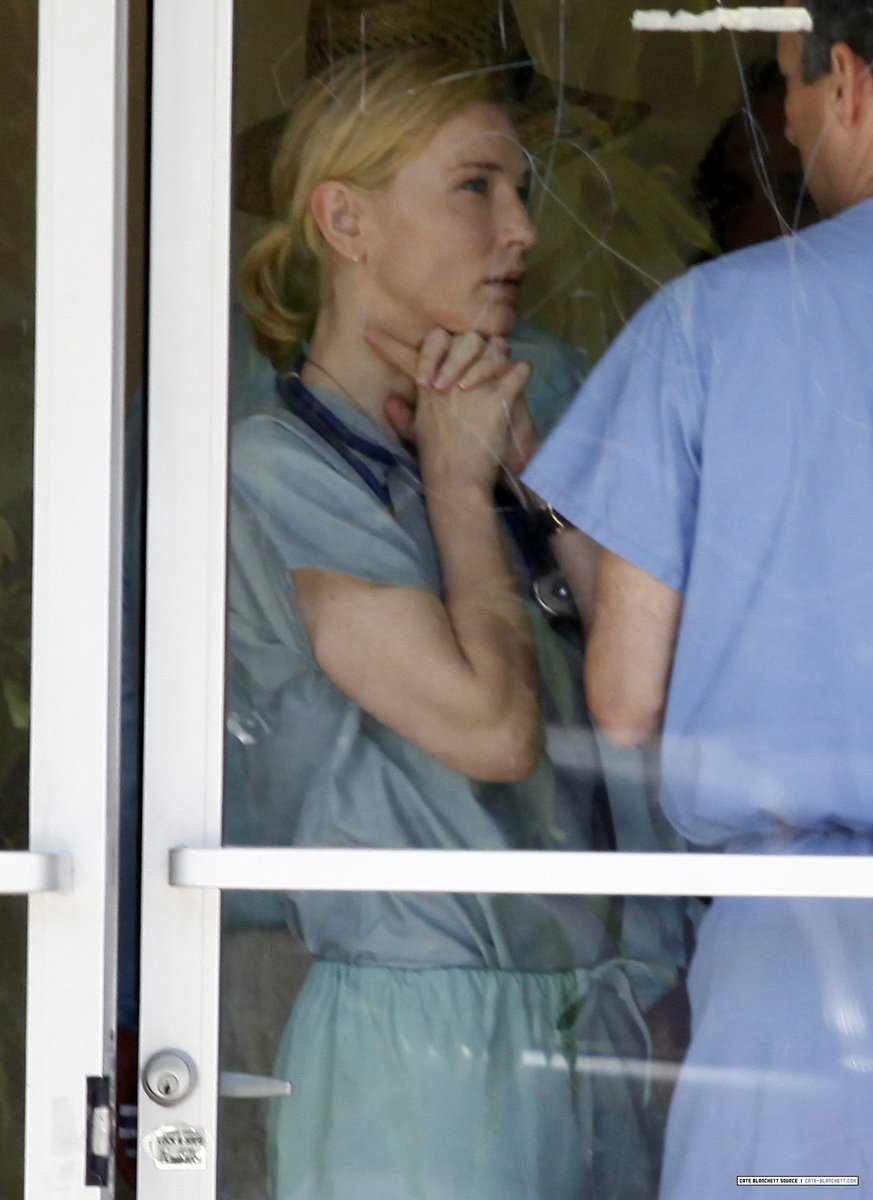 wmnflm's tweet photo. Cate Blanchett in scrubs is a milf thing https://t.co/4bWXu5efqu