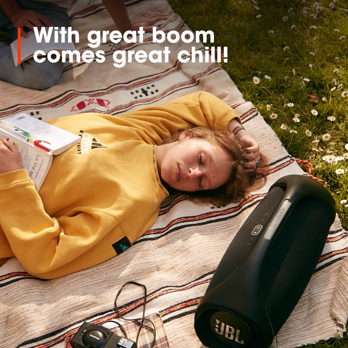 JBLSoundIn's tweet photo. Your chill-game needs a booming boost!
And the Boombox 2 does just that for you. Lose yourself in its monstrous bass and make it a summer to remember.
#JBLIndia #DaretoListen #BoomBox2 #NewLaunch #Speaker #SignatureProSound #Summer https://t.co/tIKVf7xGjF