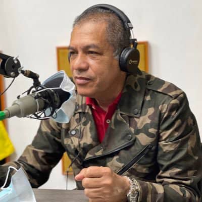 José Ramón Rivero (@joseriveropsuv) on Twitter photo #21Abr <a href="/amarcanopsuv/">Ángel Marcano</a>: Saludos al pueblo de Guayana desde la ciudad Capital, acompañado del diputado @dip_joserivero, cumpliendo compromisos en la Asamblea Nacional, pero ustedes, nuestros equipos están al frente del #TrabajoVoluntario... <a href="/NicolasMaduro/">Nicolás Maduro</a> #PrevenirPorLaVida #21Abr <a href="/amarcanopsuv/">Ángel Marcano</a>: Saludos al pueblo de Guayana desde la ciudad Capital, acompañado del diputado @dip_joserivero, cumpliendo compromisos en la Asamblea Nacional, pero ustedes, nuestros equipos están al frente del #TrabajoVoluntario... <a href="/NicolasMaduro/">Nicolás Maduro</a> #PrevenirPorLaVida
