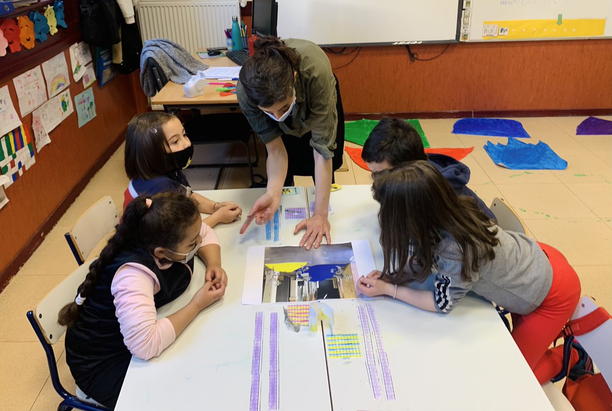 Levadura Madrid (@levaduramadrid) on Twitter photo ¡Hoy iniciamos con mucha emoción el tercer proyecto de <a href="/levaduramadrid/">Levadura Madrid</a>! #CrearUnMundo de la creadora Francoise Venneraud (<a href="/fVanneraud/">francoise vanneraud</a>) junto al alumnado del CEIP Fernando el Católico (<a href="/CEIPFernandoC/">CEIP Fernando El Católico</a>) y @CondeDuqueMAD. (1/3) ¡Hoy iniciamos con mucha emoción el tercer proyecto de <a href="/levaduramadrid/">Levadura Madrid</a>! #CrearUnMundo de la creadora Francoise Venneraud (<a href="/fVanneraud/">francoise vanneraud</a>) junto al alumnado del CEIP Fernando el Católico (<a href="/CEIPFernandoC/">CEIP Fernando El Católico</a>) y @CondeDuqueMAD. (1/3)