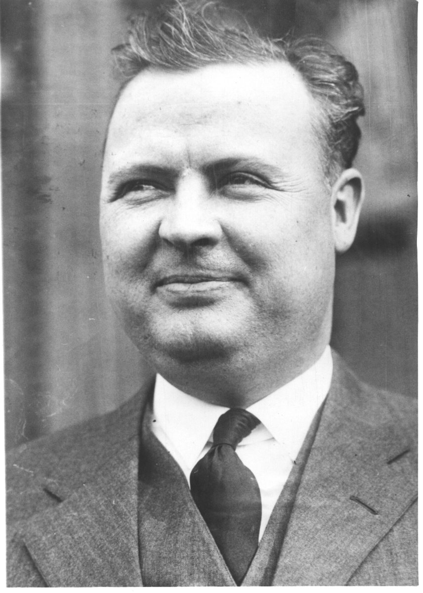 In January 1925, during the inauguration gala for Indiana’s new governor, one honored guest is a man named David Curtis Stephenson. The Grand Dragon of the Klan's Northern Realm, he rallied enough the Klan votes to get the governor elected.