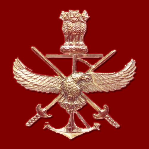 #IndiaSalutesCoronaWarriors

Message of General Bipin Rawat #CDS

'Doctors, paramedical staff, hygiene and sanitation workers and all the others who are working untiringly to ensure proper treatment and care for the COVID affected patients need our encouragement. (1/2)