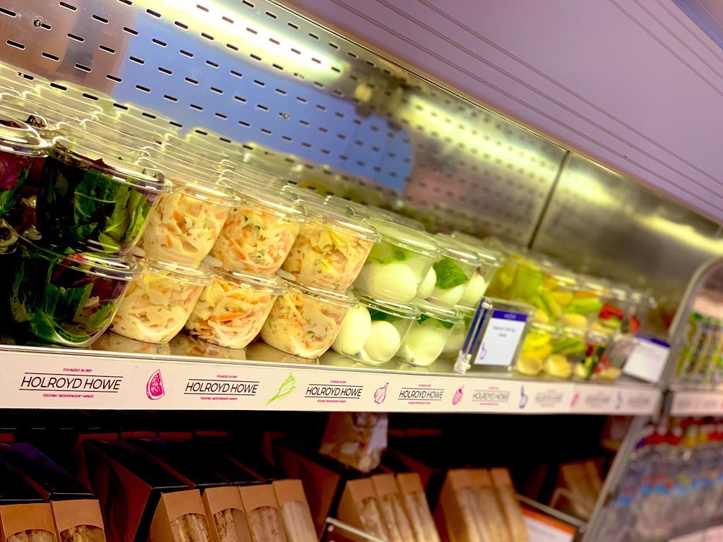 What a wonderful welcome back our pupils have had from our talented catering teams 😋 #stunningfood #backtoit #feedingindependantminds