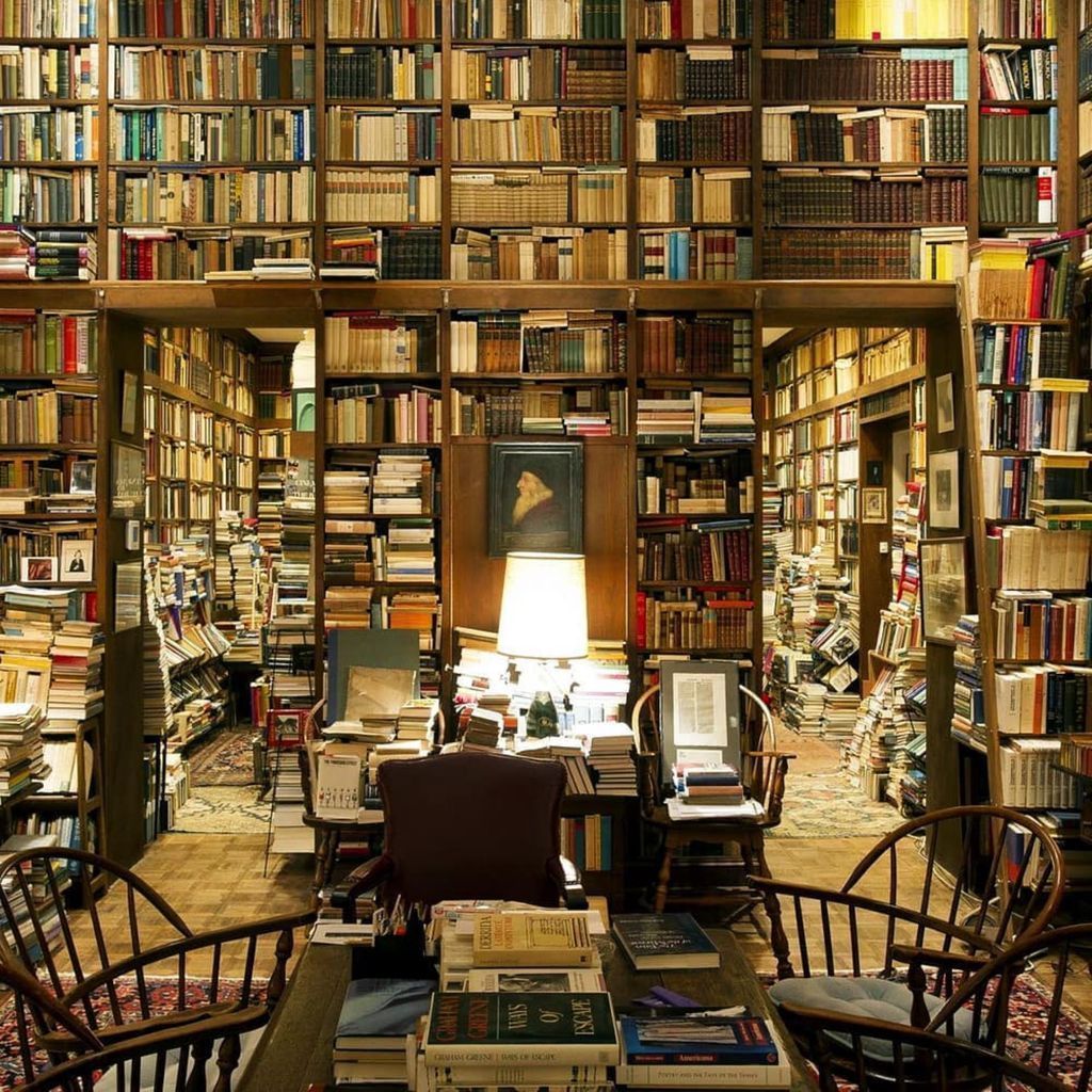 BookChat_'s tweet image. A private #library in Maryland, with over 70,000 books and manuscripts (professor Richard Macksey) 📚🇺🇸