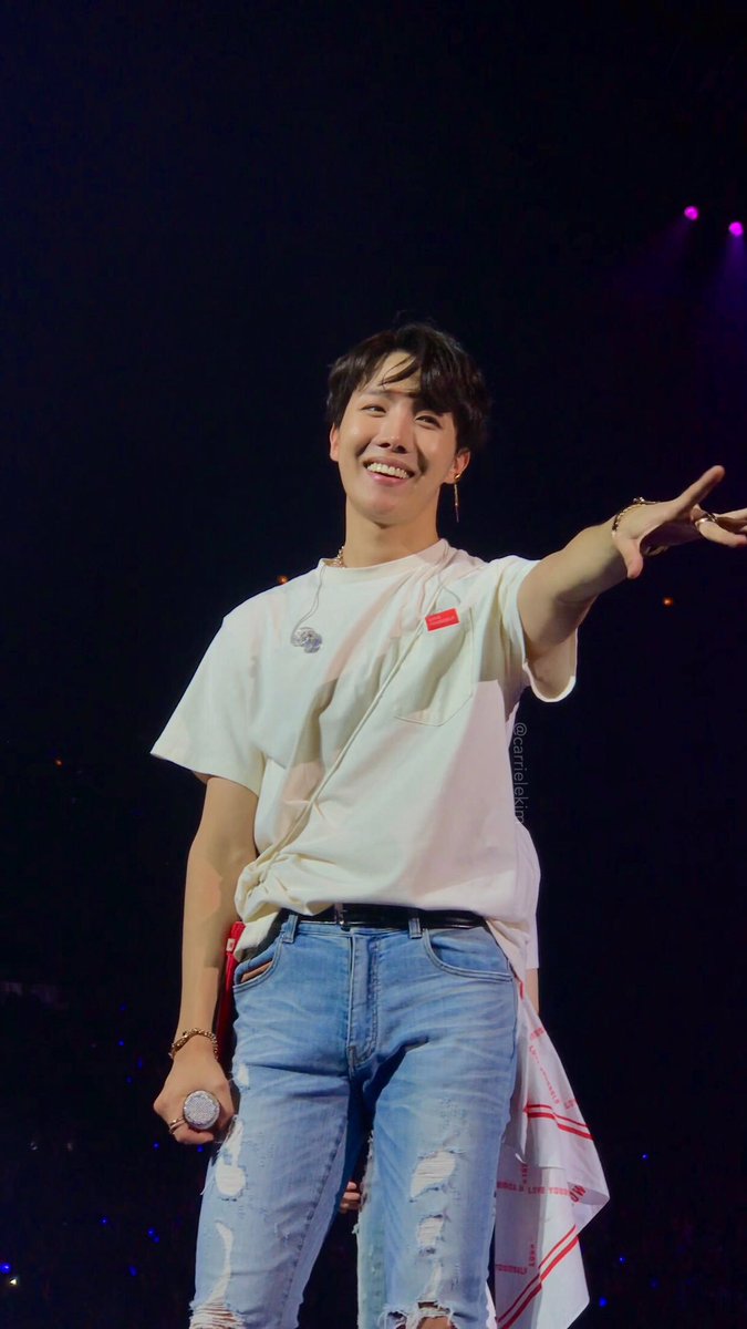 Hoseok pictures that make me want to levitate - a thread