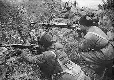 In US “Operation Showdown” offensive agst PVA position in Triangle Hills 上甘岭 in 1952, PVA defended trenches w mostly machine gun + grenades. Cho was ordered to supply 20,000 grenades in 20hrs. He setup a relay system to switch drivers, send 30,000 grenades frm China in 20hrs
