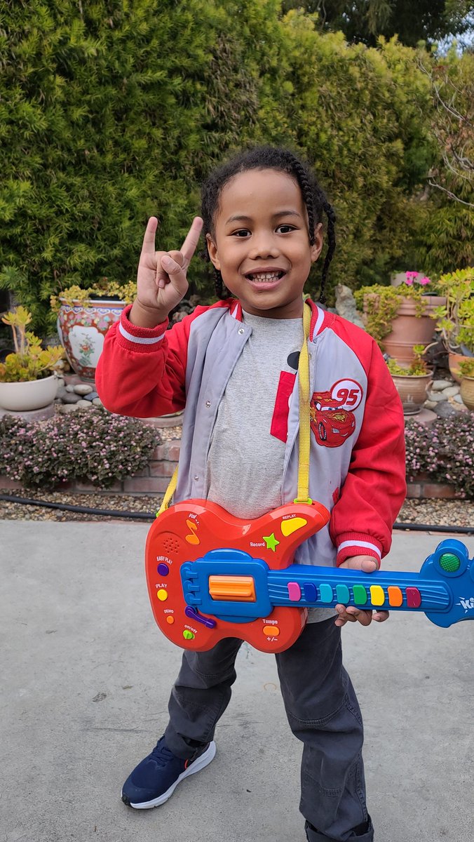 Jabari was just weeks old when his family found out he needed a life-saving transplant.💔He was placed on the waiting list & waited for almost a year. After his transplant, Jabari is doing great! He loves to sing & dance especially to Michael Jackson! 🎶 #PediatricTransplantWeek