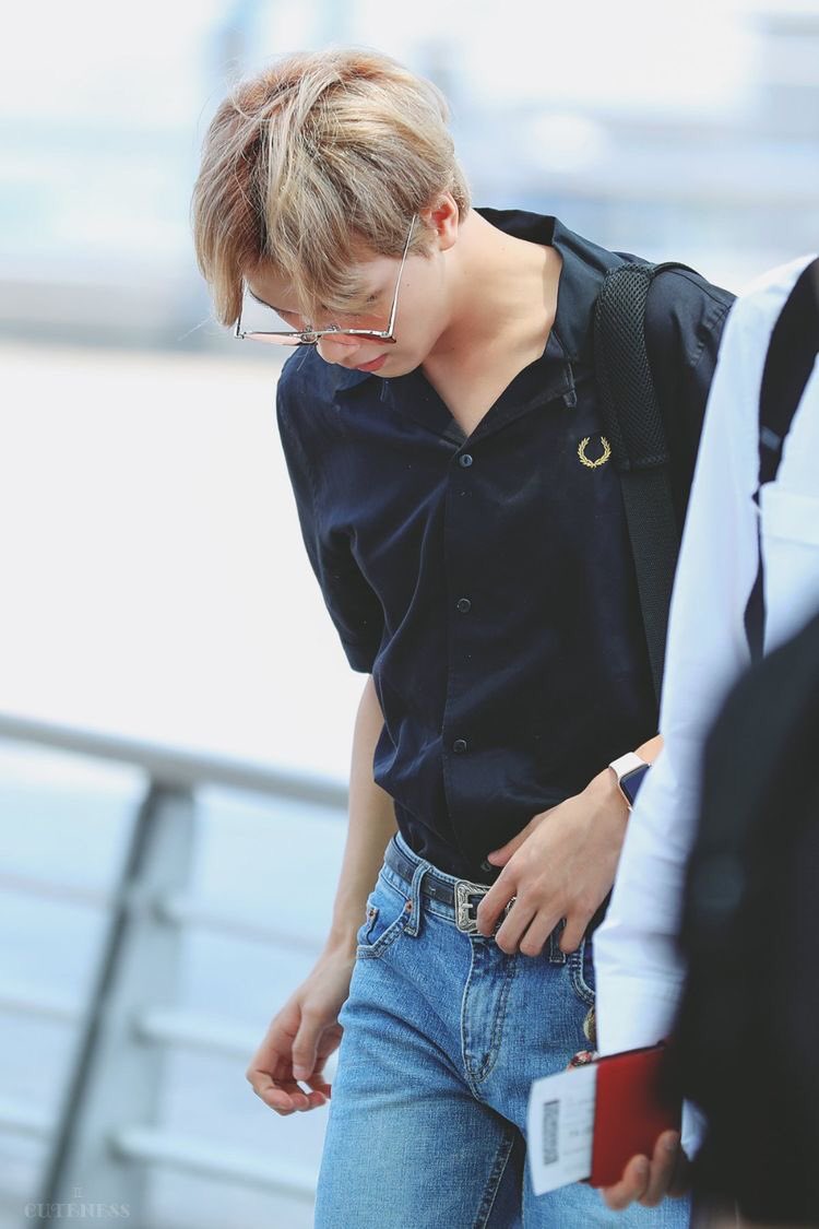 เริ่มสับสนแล้วว่า daddy หรือ haechan กันแน่ที่แปลว่าป่าป๊า