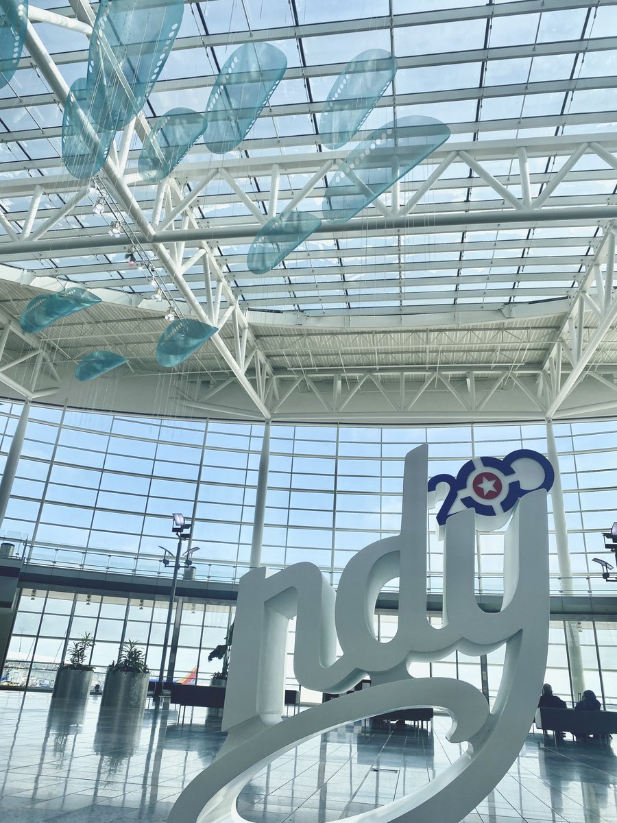 IndyDMD's tweet photo. A trip to @INDairport ✈️📍for @tinkercoffeeco's grand opening + live music &amp; art from #SWISHIndy = A-latte-fun. 

Congratulations to Tinker on your new location at IND! ☕️ https://t.co/LdevdIUIRE