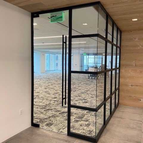 AGILEINTERIORS's tweet image. The @Hines striking new install is well underway!⁣⁣
With more than 50 linear ft of DIRTT – Inspire products, AGILE INTERIORS is hard at work to deliver an unmatched experience.⁣⁣
 ⁣⁣
#PickardChilton⁣⁣
#demountablewalls⁣⁣
#unmatchedexperience⁣
#themorepurposefulsolution