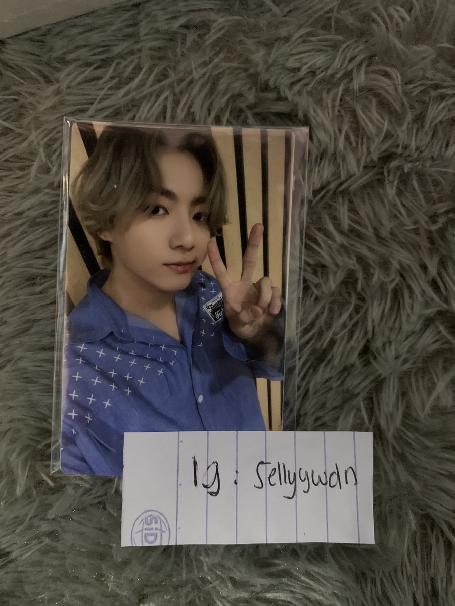 selly_widiana's tweet image. Wts
•pc lucky draw namjoon (M2U) 280 nego 
• pc lucky draw jk (SW) 765 ada damage titik putih , nego dikit
(Yang minat boleh dm aku ya)
@Kpop_SellingINA @kpoptradeid @INAKpopTrade #wtsbts #jualmerchbts #jualpcbts