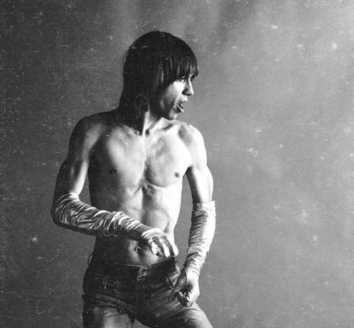 Happy Birthday Iggy....

Iggy Pop - Nightclubbing

 