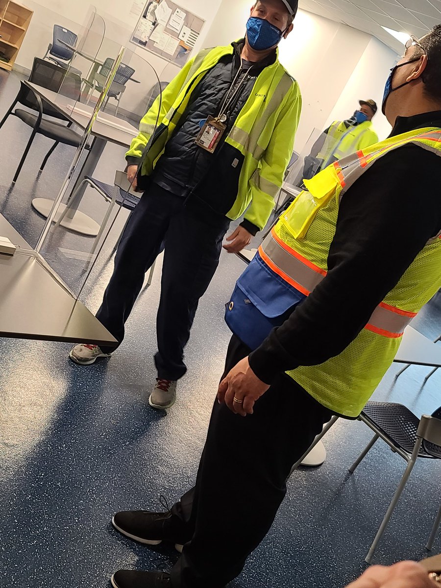 Jeffrey McNamee (@jeffreymcnamee) on Twitter photo Senior VP Mike Hanna of Airport Operations came by LGA to hang out with the team! Great visit! #weareunited #unitedtogether #winningnyc <a href="/MikeHannaUAL/">Mike Hanna</a> <a href="/LouFarinaccio/">Lou Farinaccio</a> <a href="/deb8305/">LGAdeb</a> Senior VP Mike Hanna of Airport Operations came by LGA to hang out with the team! Great visit! #weareunited #unitedtogether #winningnyc <a href="/MikeHannaUAL/">Mike Hanna</a> <a href="/LouFarinaccio/">Lou Farinaccio</a> <a href="/deb8305/">LGAdeb</a>