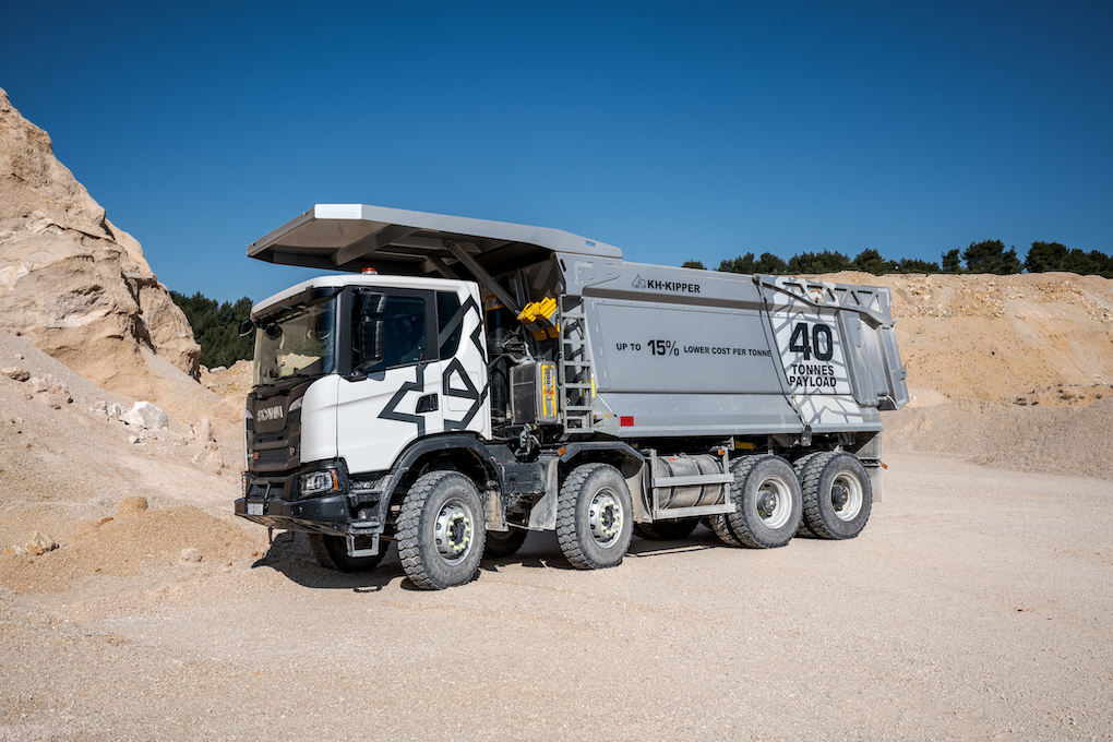 GROUPE_JDL's tweet photo. Scania sort une version « lourde » pour les chantiers - https://t.co/5ej3lHb7oD
@ScaniaFrance @ScaniaGroup
#scania #porteur #camions #chantiers #G540 https://t.co/EA9l3rQVCg