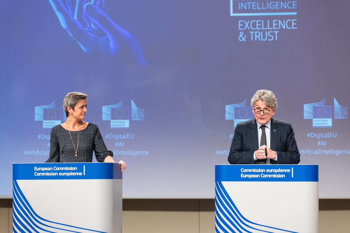 Friend or foe?

Here’s how 🇪🇺 will regulate #ArtificialIntelligence:

✔️invest in EU excellence 

✔️ensure a predictable legal framework for startups &amp; companies to make the most out of industrial potential 

✔️protect consumers &amp; citizens

#AI #Trust 

ec.europa.eu/commission/com…