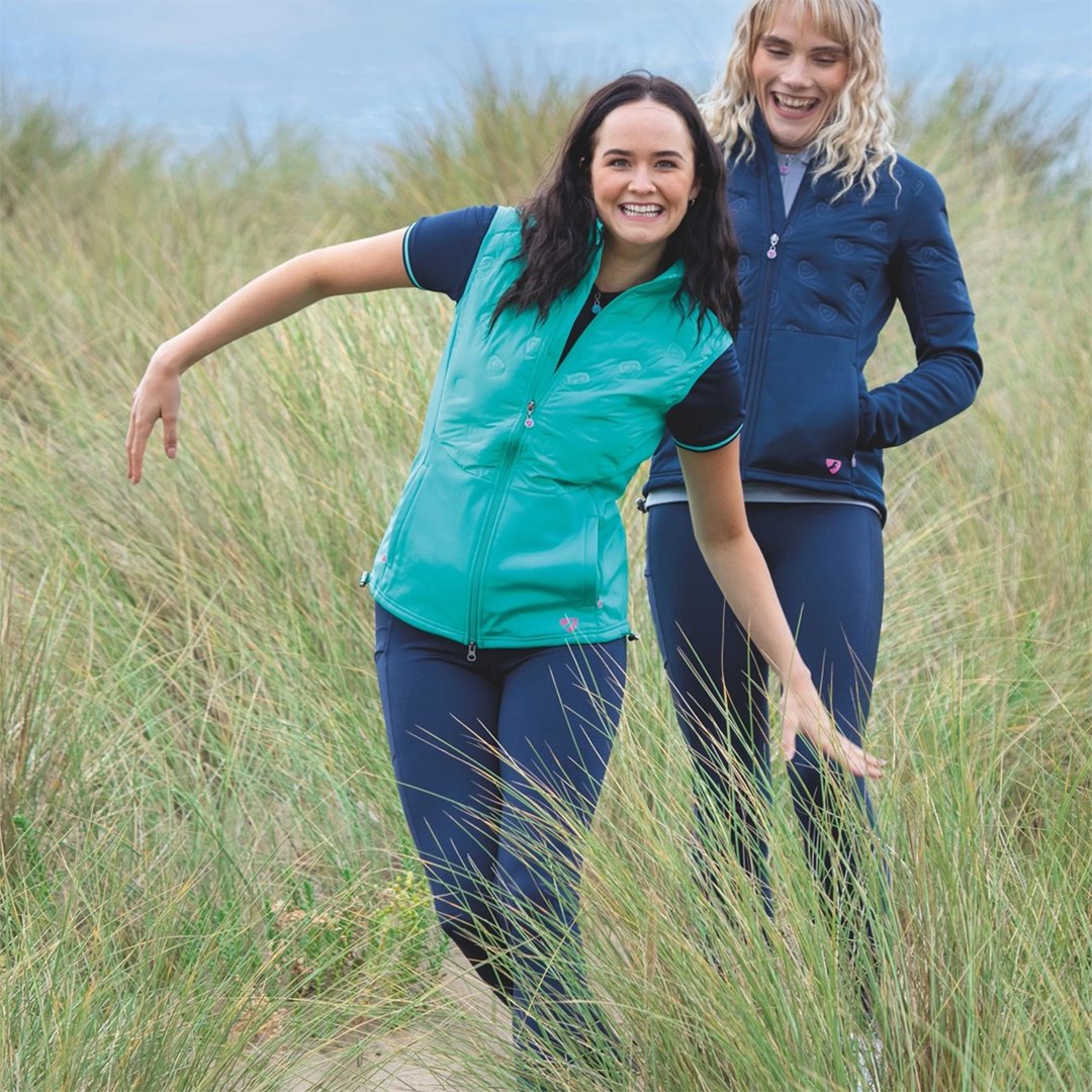 The Aubrion Vale Gilet by Shires is perfect for chilly days and early mornings at the yard. It is made from Softshell fabric, which is water resistant, windproof, dirt resistant and breathable.

<a href="/Shires1/">Shires Equestrian</a> 

Shop Now- ow.ly/cgtF50EtSe5

#equus #equusengland #shires