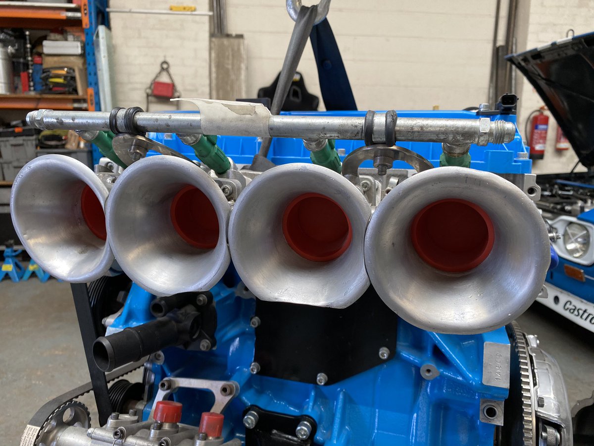 Andrew B tweet media