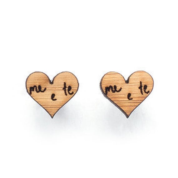 Anniversary gift: Wooden earrings love heart etsy.me/2ZXOiLq #jewelry #earrings #woodenstuds #loveheartearrings #studearrings