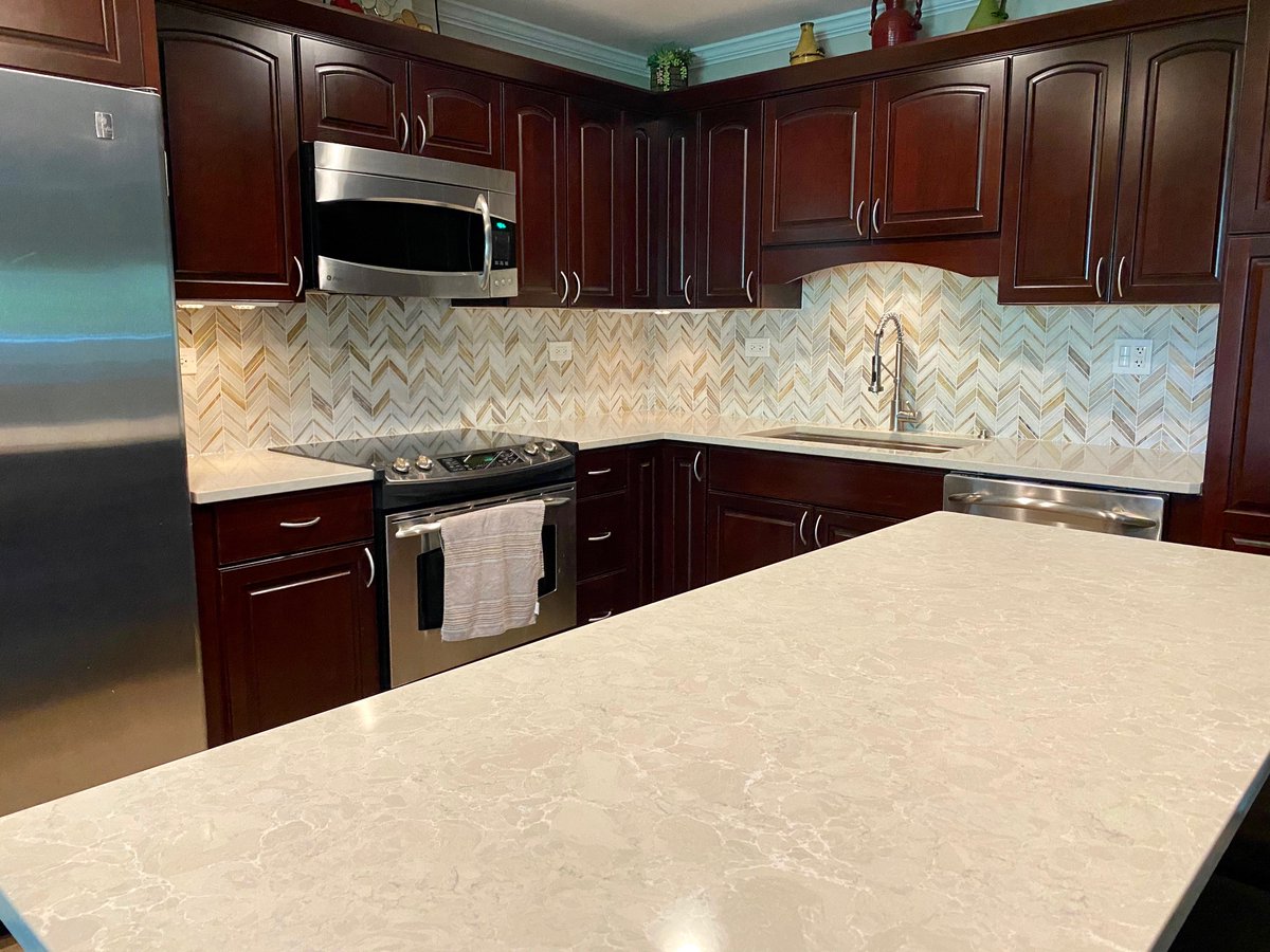 FactoryMidwest's tweet image. You can now schedule an in-home, virtual, or showroom consultation with one of our wonderful sales professionals!! It's as easy as one click, just click the link below to start your countertop project today! 👍 
tcfmidwest.com