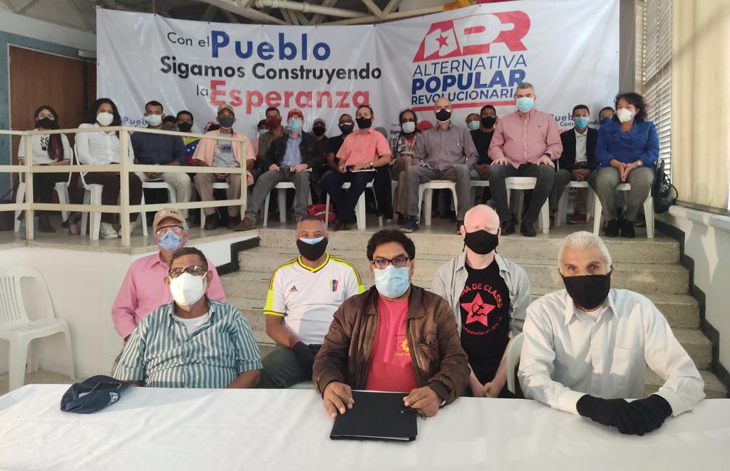 APR_Venezuela's tweet photo. 📣Llamamiento al #CongresoAPR 

🔵Vamos al Congreso Fundacional de la #AlternativaPopularRevolucionaria 

✊🏽¡Actívate, participa y revoluciona! 

❤️ Con el pueblo, sigamos construyendo la esperanza

Lee aquí ⬇️ https://t.co/k7TQerXbIc https://t.co/jkfvr1i2PP