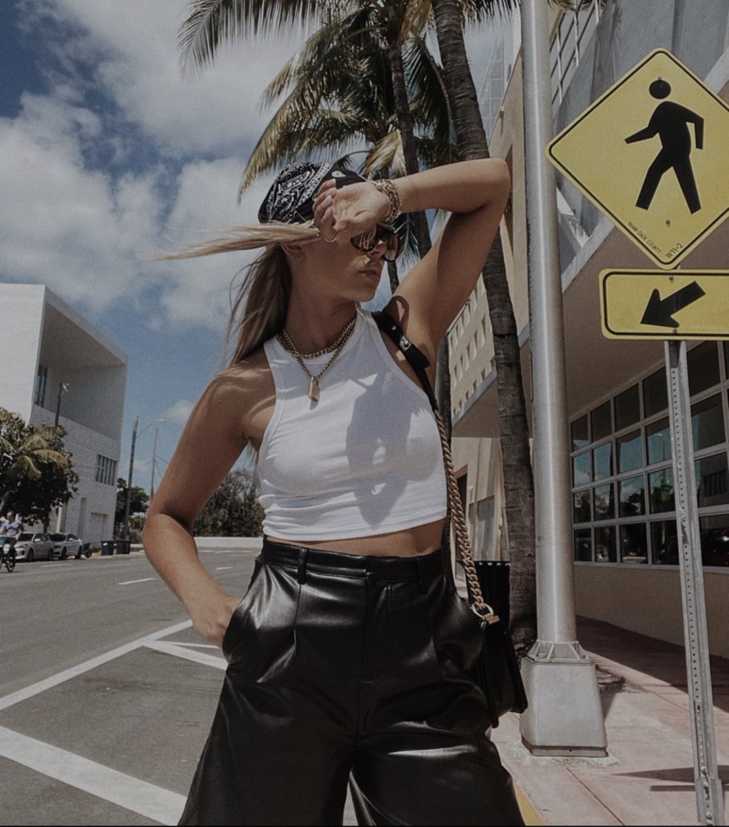 asbydf's tweet image. #ASbyDF is donating 10% sales to @nomoreplasticco to keep our oceans beautiful and help eliminate plastic pollution. #changeisnow