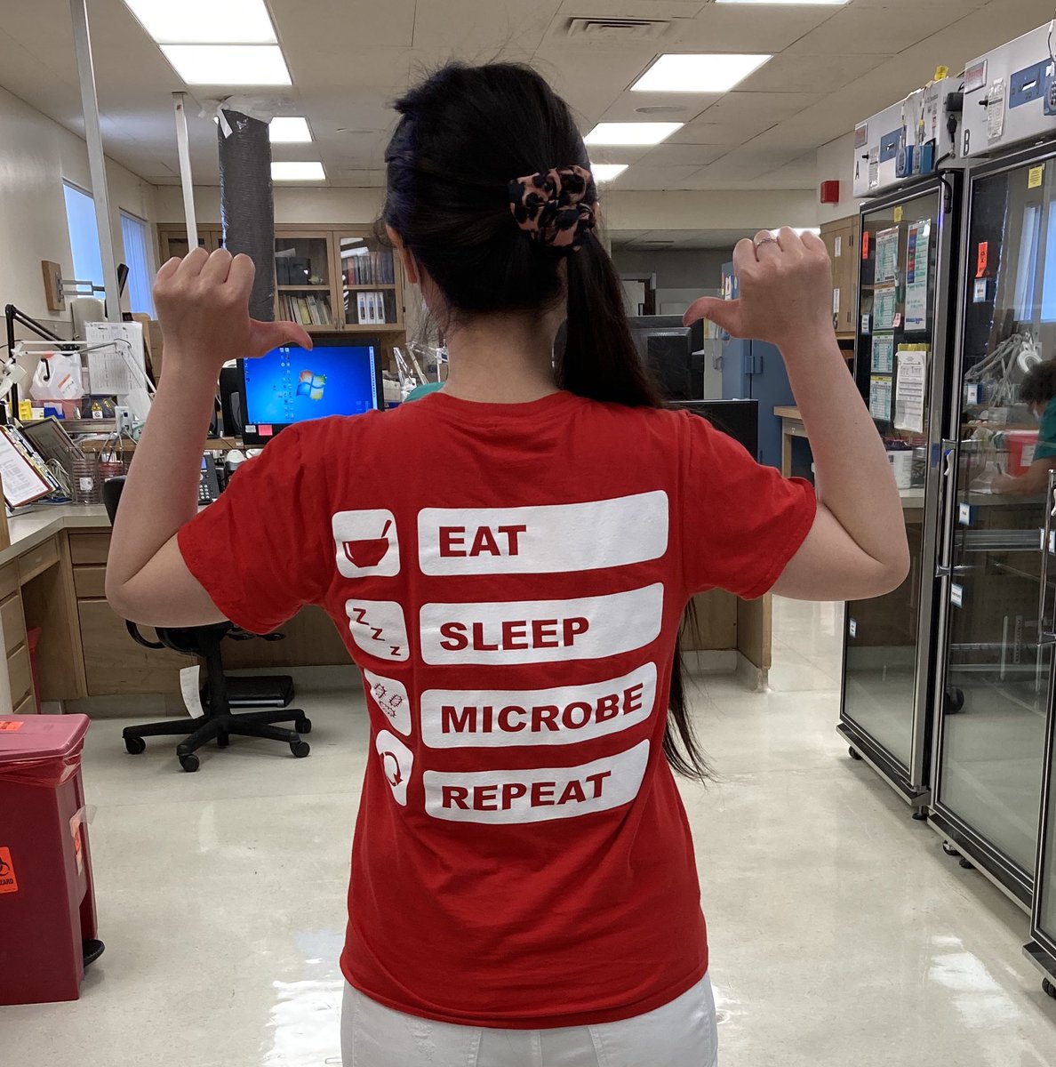 itsrebeccayee's tweet image. I am a clinical microbiologist because this career allows me to combine my clinical &amp;amp; basic science interests to impact patient care every day. Best yet, every day in lab is different with its own excitement. #WhyClinMicroMatters #IAmClinMicro #LabWeek2021