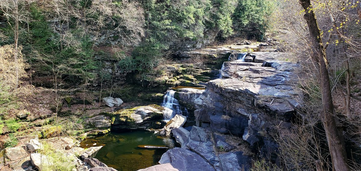 Spring is here and it's time to plan your trip to the #PoconoMtns! Find your path for hiking, biking or walking in this beautiful season. 🚴‍♂️🥾🌱

#hawleypa #poconos #discovernepa #SettlersHospitality #hikepa #visitpa #poconoproud #spring #SpringItOnPA