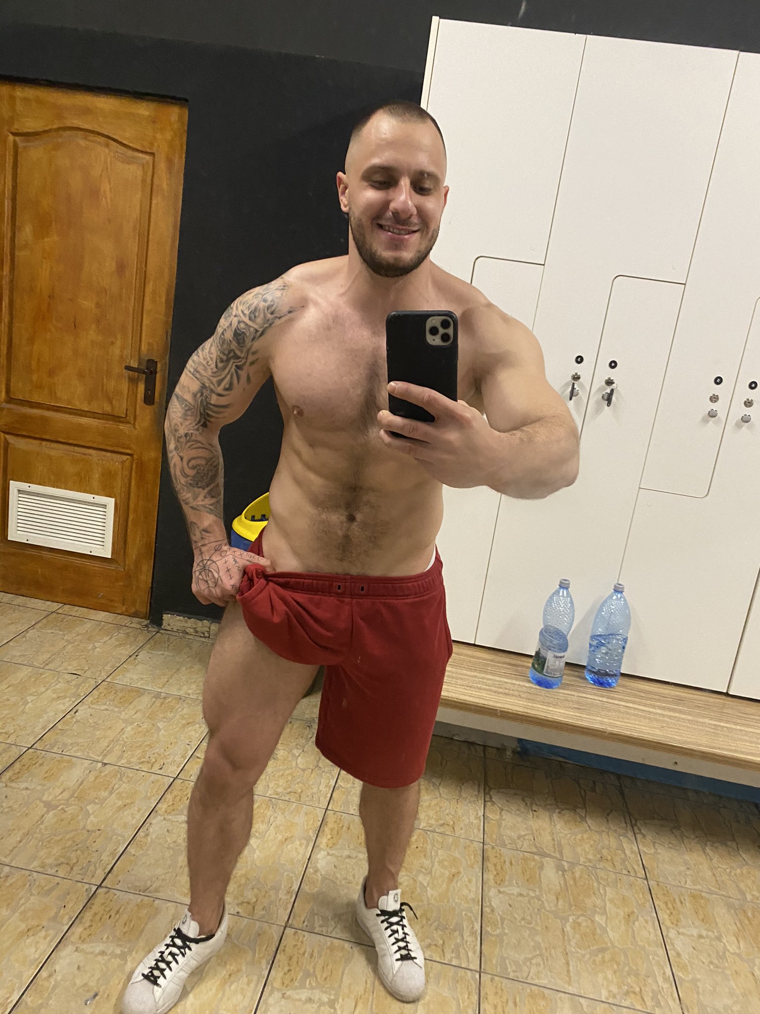 claudelo on Twitter: 