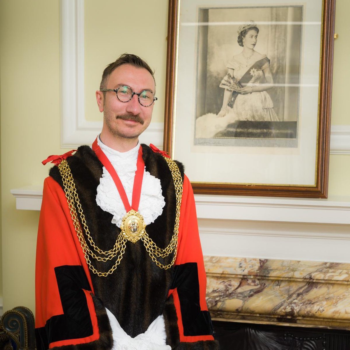 Today marks Cllr  @philipnormal's last day as Mayor of Lambeth before handing over the reigns to Cllr  @AnnieGallop. We wanted to take a moment to look back on his incredible year in office - thread 