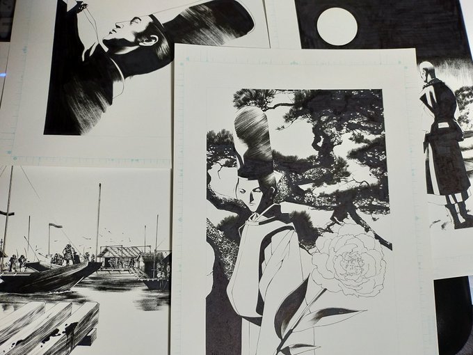 昭和生まれのせいか、小説のイラストってベタ多めでトーンを使わないものだと、なぜか思い込んでいました。それがアニメーターさんや漫画家であっても。
不思議な思い込み。 