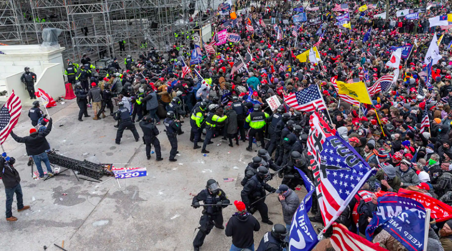AuthorKimberley's tweet photo. Right-wingers didn't #BackTheBlue on 1/6/21. they #BackTheBlue only when it's politically advantageous. They back insurrection. They back white supremacy. They back the confederacy. https://t.co/MiZqB2iMWO