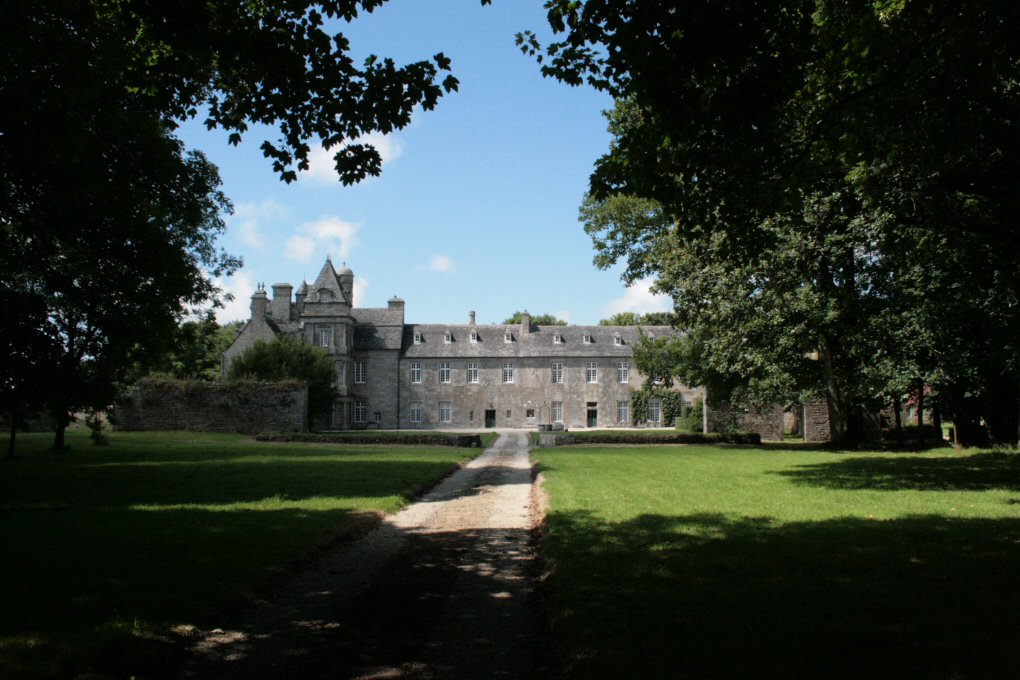 MABRO_cc's tweet photo. 📸 Château Maille, #finistere #Bretagne France
Thomas Böning (1)  k-rine slg (2) viltansou (3) https://t.co/GDi40bBVVk