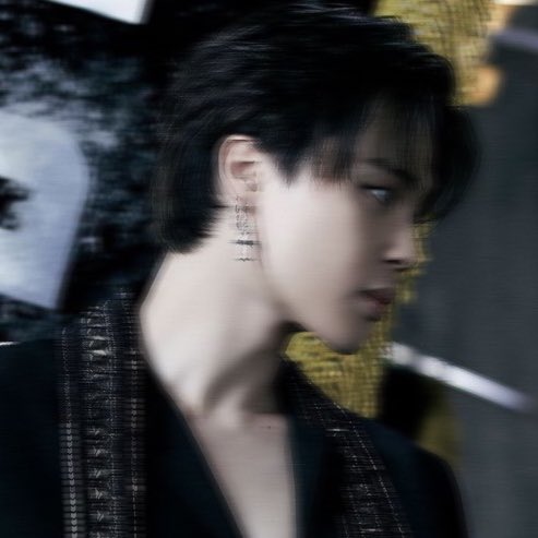 DAHMINCHIVES's tweet photo. #지민 + #다현 — 🖤⛓. https://t.co/BcfsjXzshk