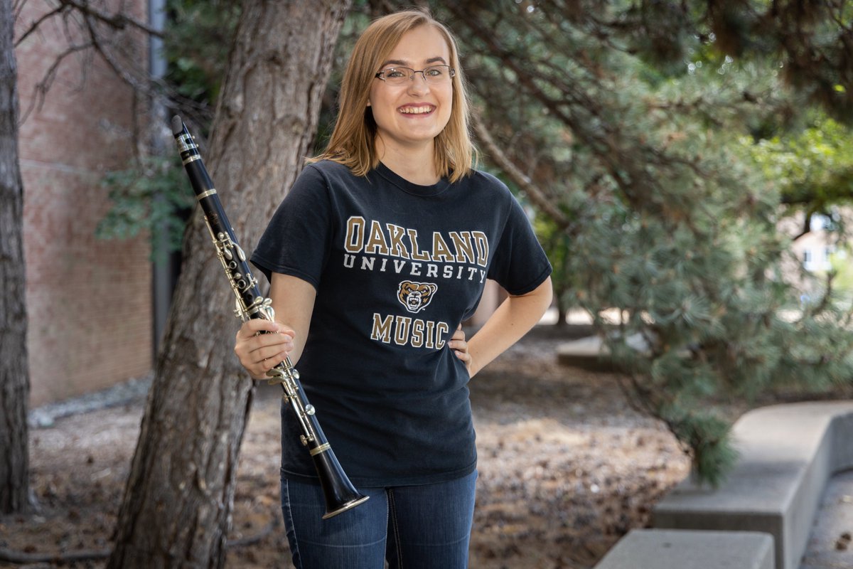 Congrats to OU alumna Sarah Bussineau on winning the Michigan Association of Teacher Educators (ATE) Secondary Grades Student Teacher of the Year Award for 2020. Sarah student taught at Cousino High School with mentor and OU alum Jason Rose.🥳
oakland.edu/oumagazine/new… #thisisou