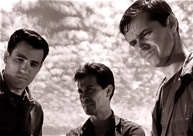 ট ইট র ゼロモチベーション済藤鉄腸 Tettyo Saito バックドア トゥ ヘル 情報攻防戦 観ました モンテ ヘルマン第3長編 フィリピンを舞台に3人の米兵が日本軍廃滅のため奔走という戦争映画 前2作の脳髄に引っかかる陰鬱さは受け継ぎながら とうとう