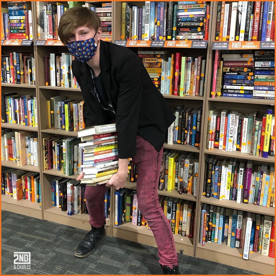 2ndandcharles's tweet image. Fill your arms with books with #2ForU Wednesday! All clearance books are BUY 1, GET 1 FREE today only at your #2ndandCharles.