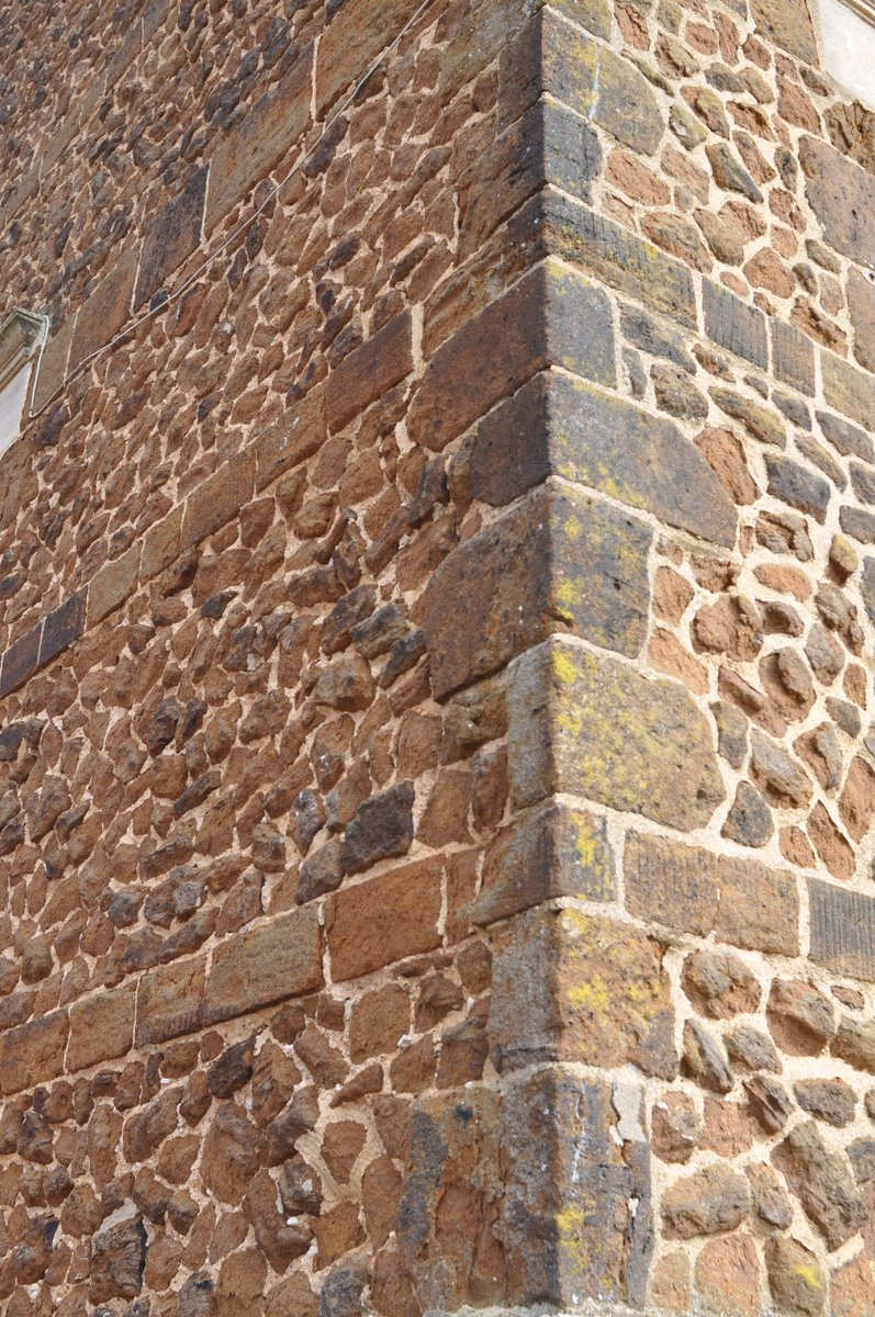 onefrontier's tweet image. #GeorgeSkipper's repertoire of building materials included 15 types of marble, Clipsham, Portland and Bath stone, clay-lump and soft carrstone (photo), specialised brickwork and Doulton 'Carraraware'
NEW BOOK see frontierpublishing.co/george_skipper…
— or get it here at jarrold.co.uk/departments/bo