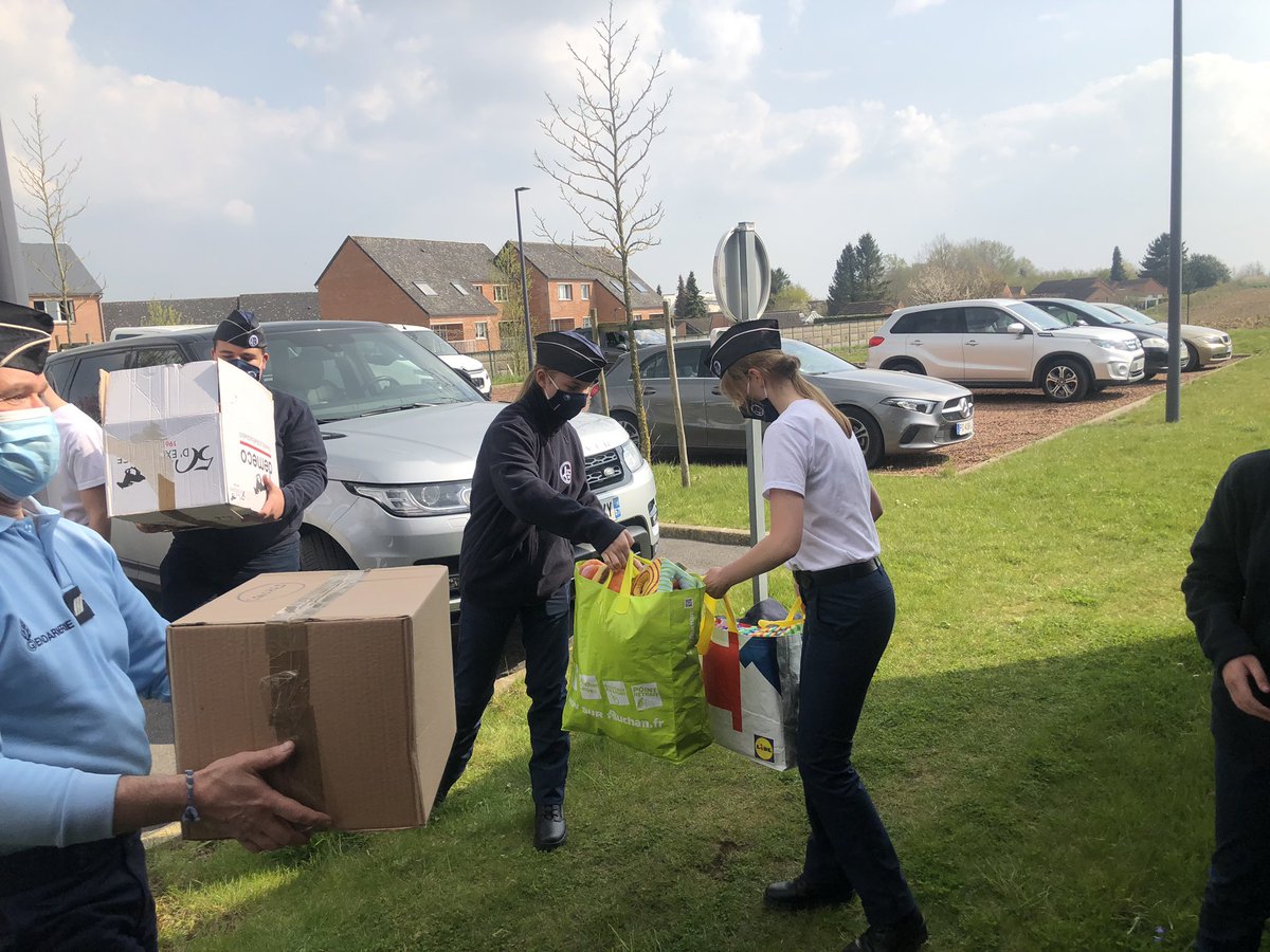 #Engagement #Jeunesse #Cadets @Gendarmerie_59 
Une partie des produits récoltés a été distribuée à l’association « HAVRE » de le <a href="/LeCateau_/">Lecateau.fr</a> , qui œuvre pour l’hébergement d’urgence des familles en difficulté et des femmes isolées.